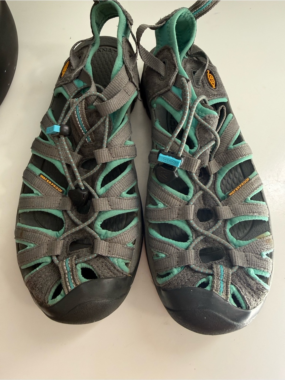 Keen whisper Women size 8.5 Gray and Teal Sport Sandals - Picture 2 of 11